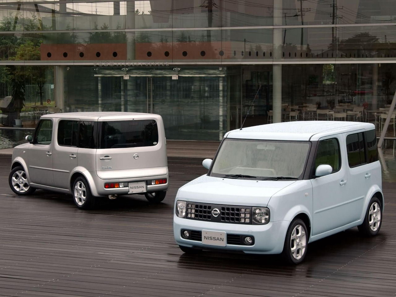 Nissan Cube 2003 012.jpg